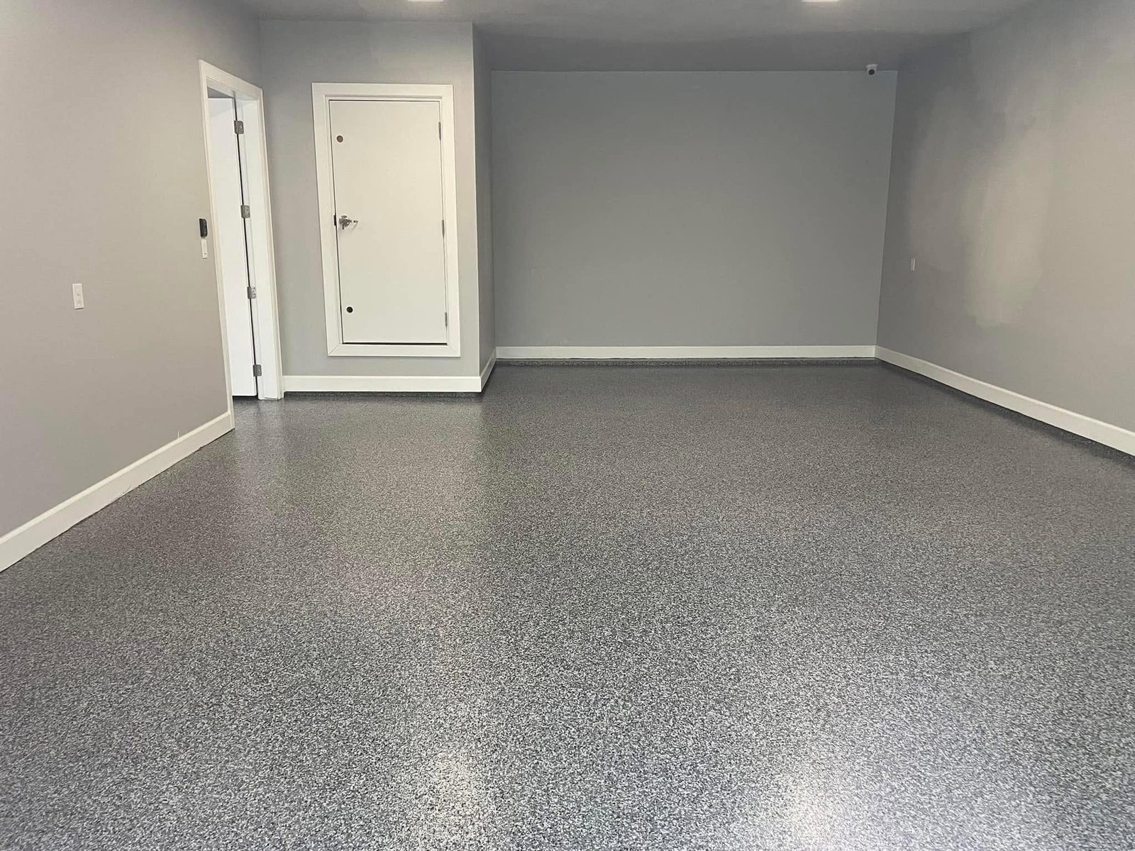 Flake epoxy floor coating in Greencastle, PA